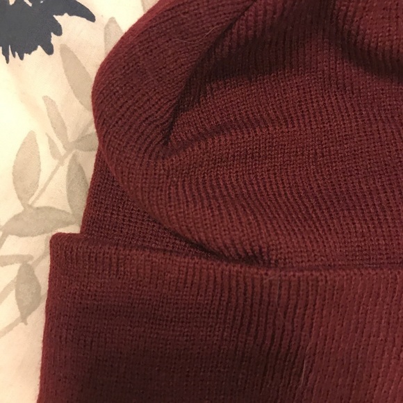 NWT beanie - Picture 2 of 3